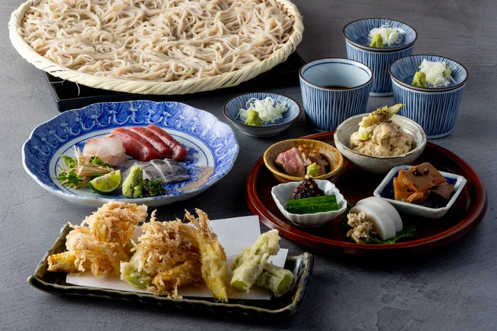 <歓送迎会にもオススメ>ゆっくり過ごせる3時間飲み放題付きコース